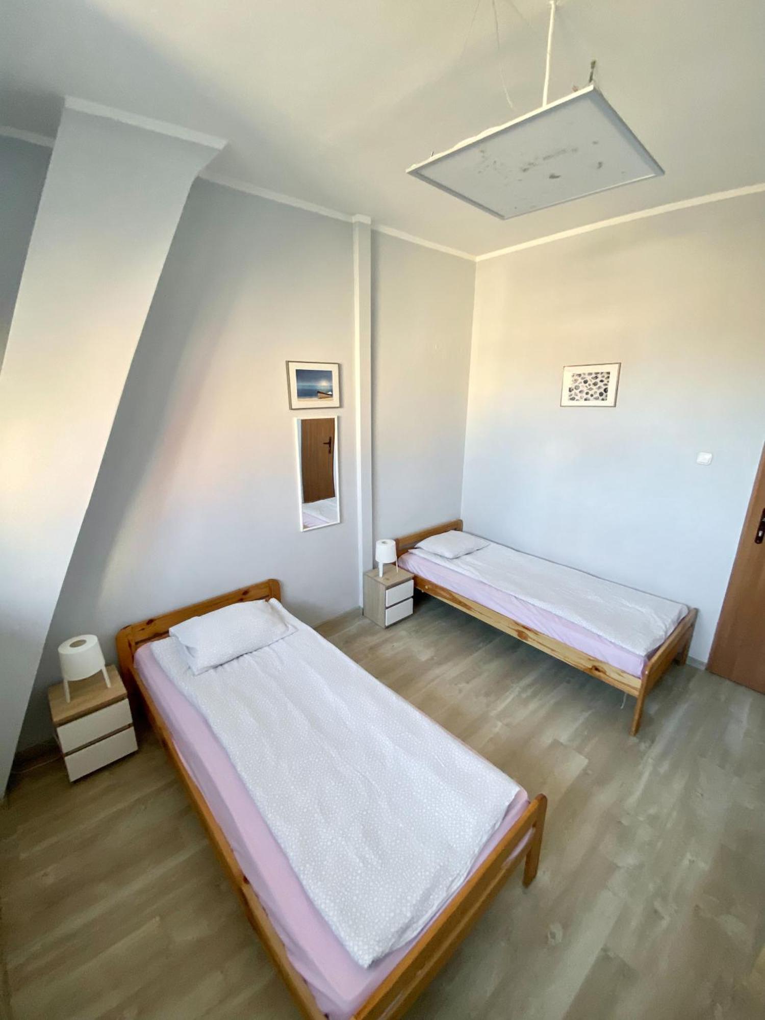 Universus Hostel *